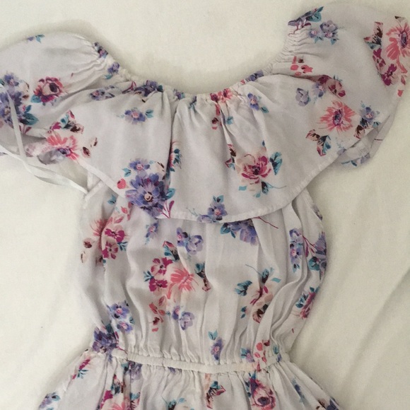 Hollister floral romper - Picture 1 of 4